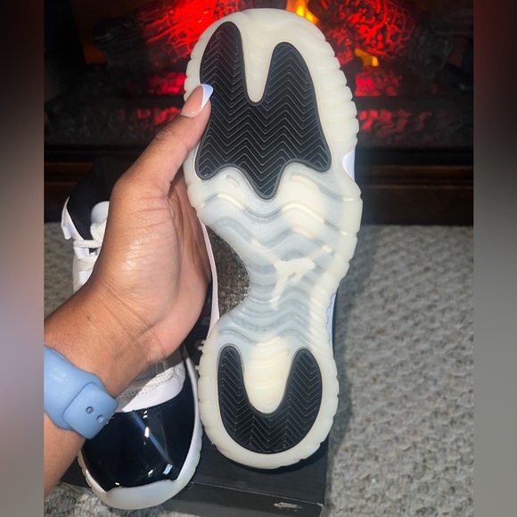 Air Jordan 11 Retro GS Gratitude - Picture 5 of 7